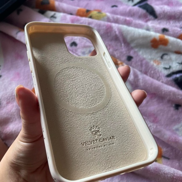 Velvet Caviar iphone 12 pro case - Picture 2 of 6